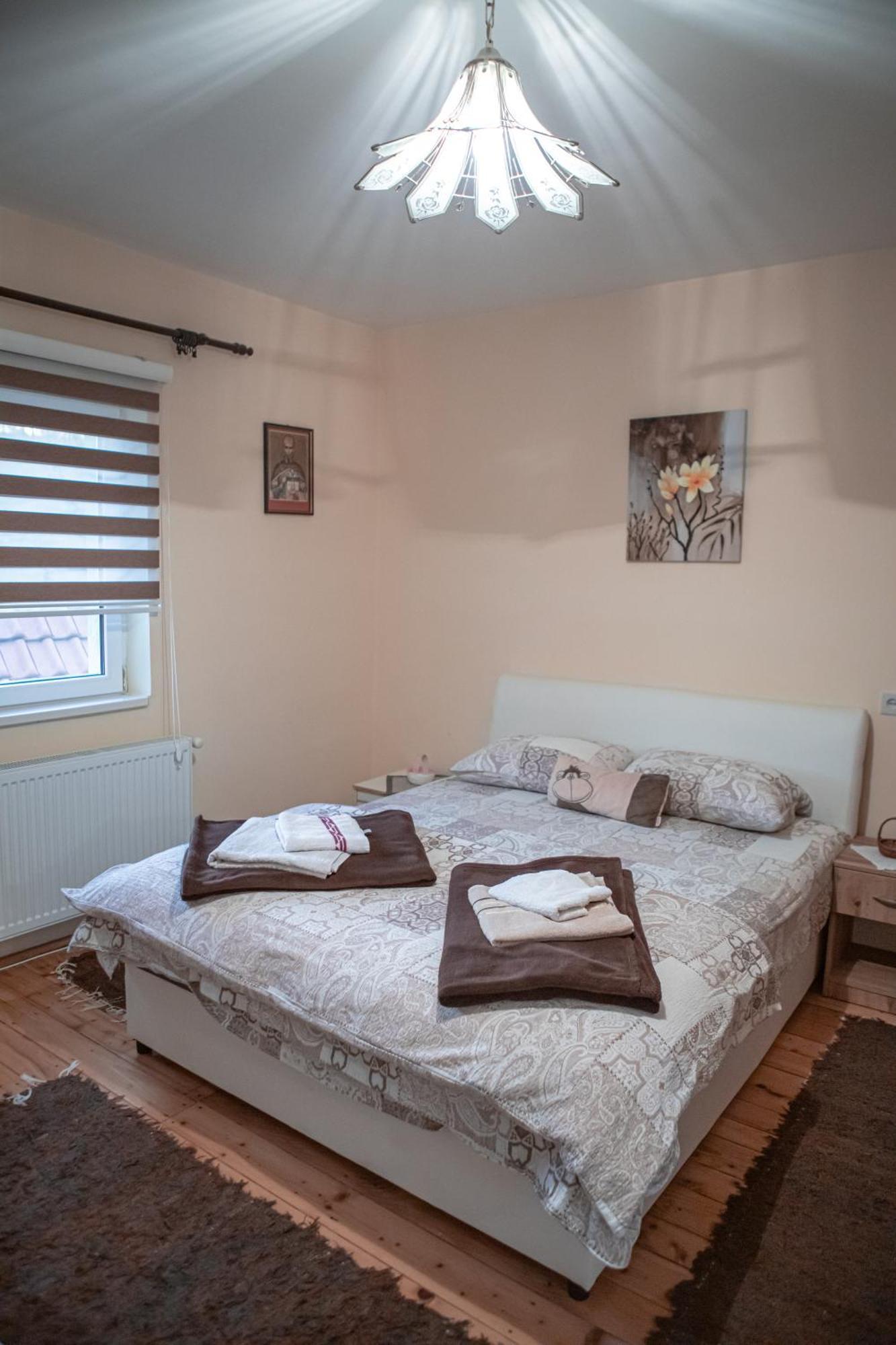 Villa Prenociste Lelic Valjevo Exterior foto